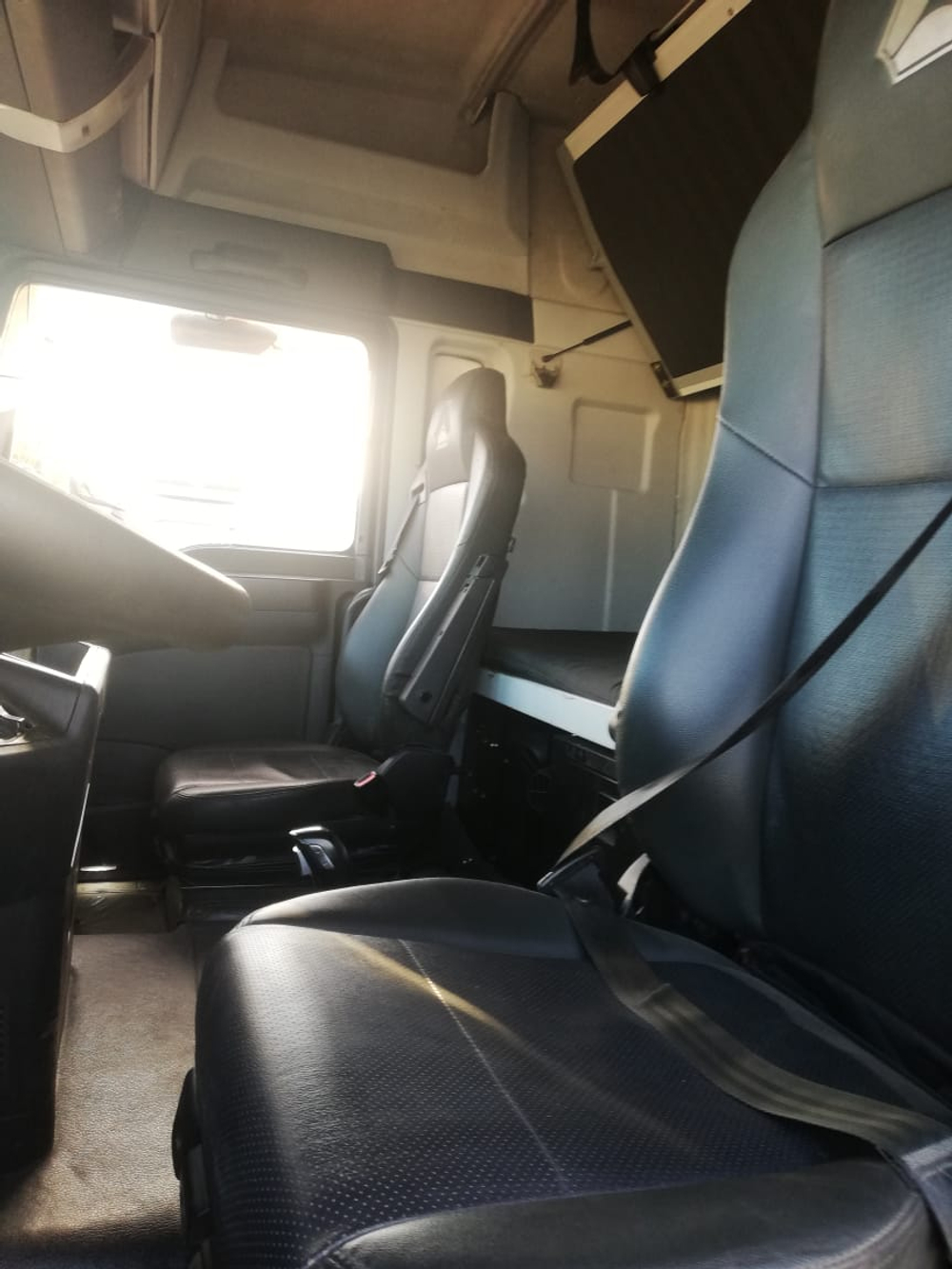 SITRAK C7H 6x4 Седельный тягач ZZ4256V364HE (Дизельный, 12,4 л, 540 л.с., АТ)