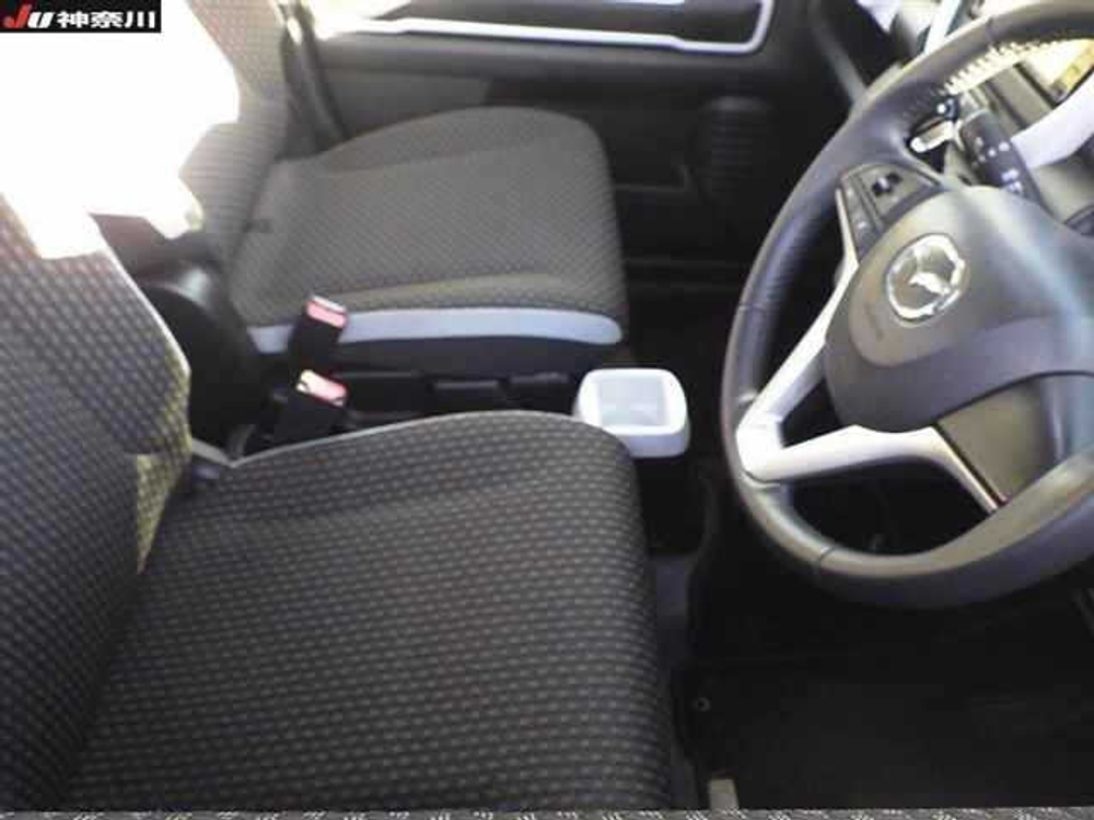 MAZDA FLAIR CROSSOVER 4WD 2020г