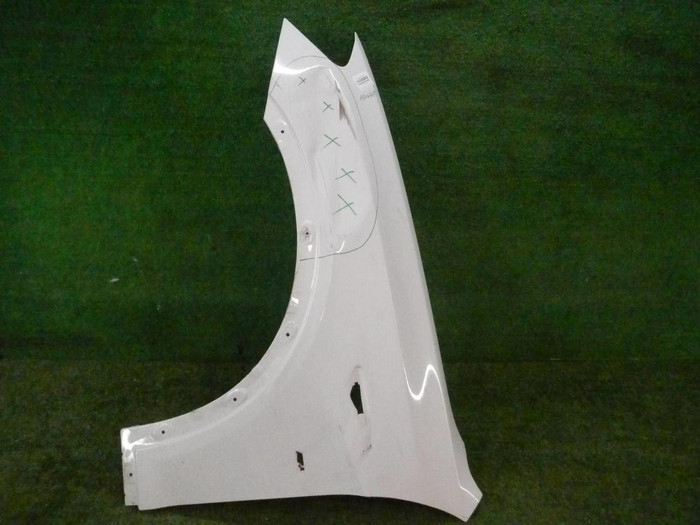 Крыло переднее левое BMW X3 F25 (2010-2017)