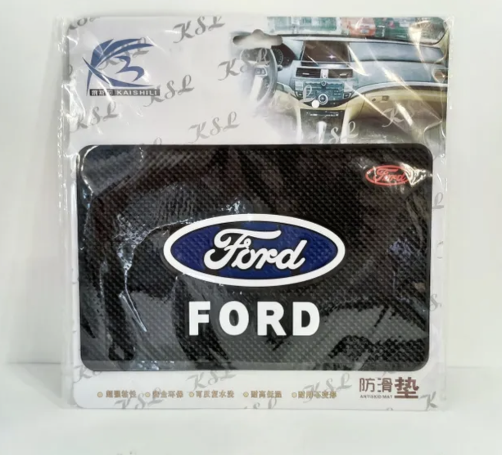 Ford / Коврик на панель (1 шт.)