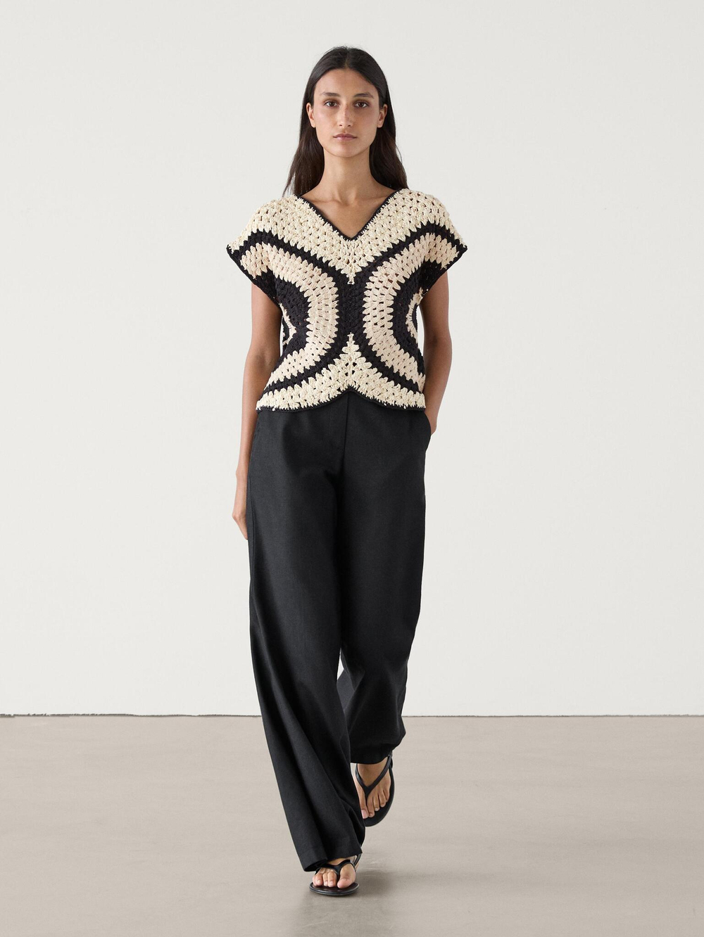 Massimo Dutti Топ из кружева кроше с контрастной деталью, натуральный, кремовый