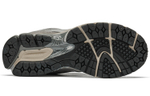 Кроссовки New Balance Nb 2002R Pouch
