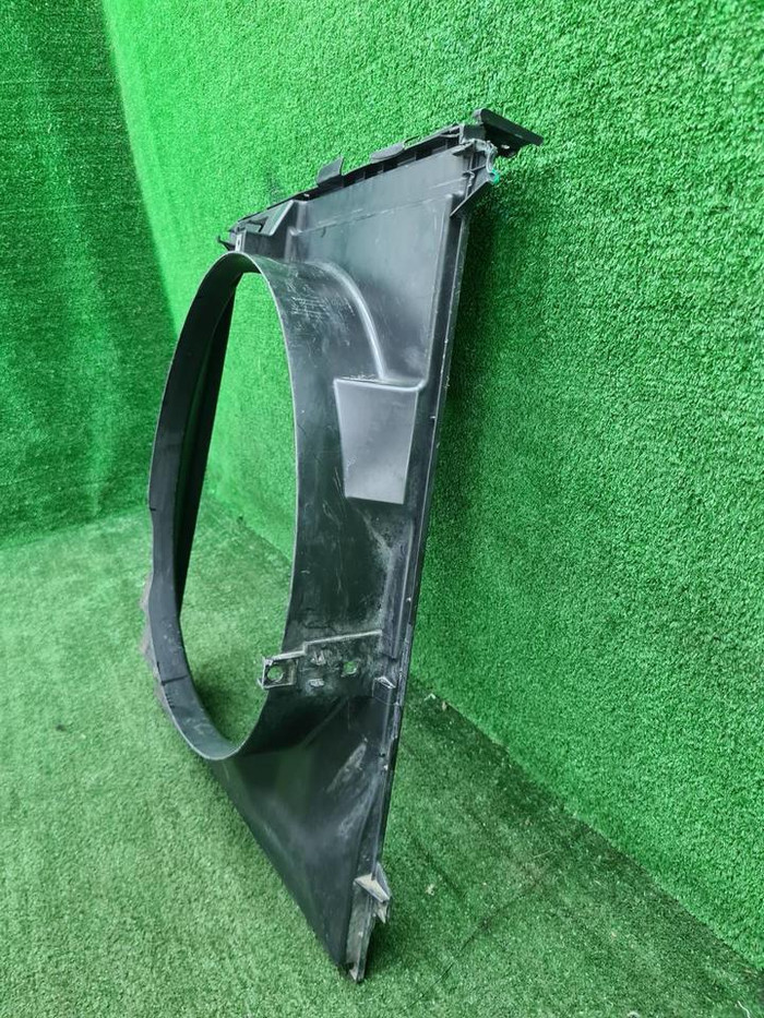 Диффузор вентилятора Toyota LC Prado 150 (2009-нв)