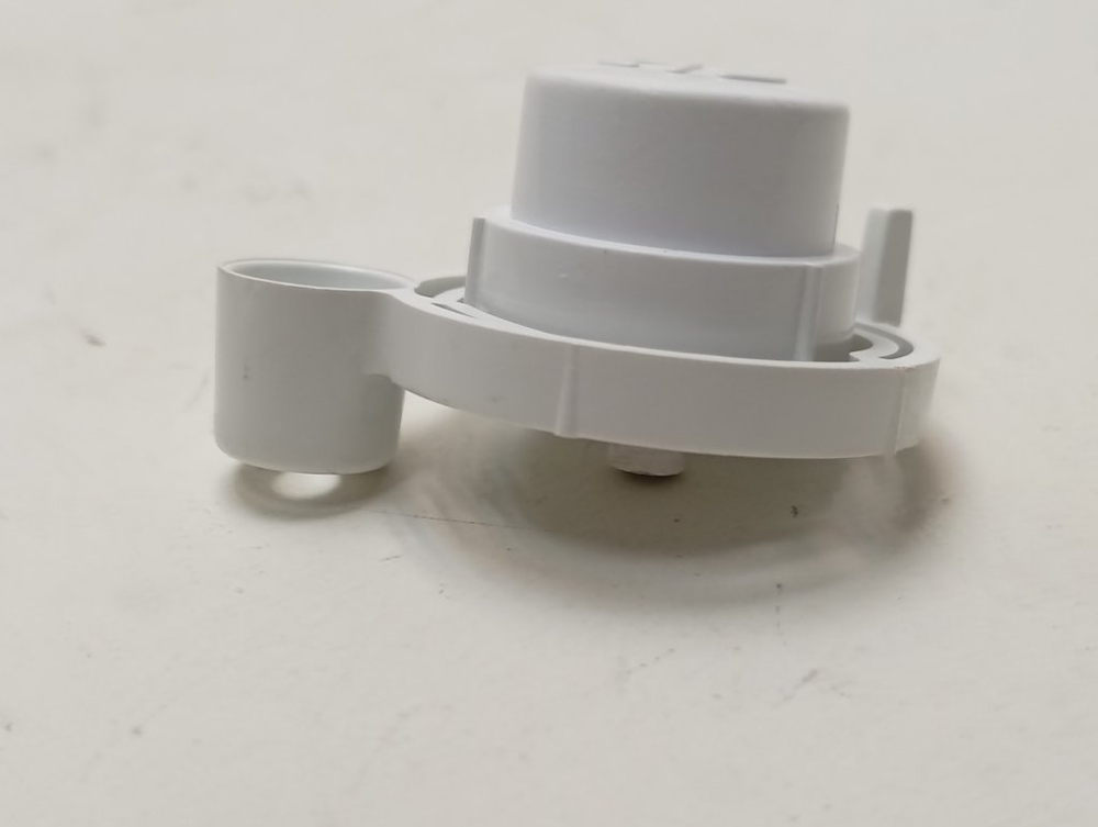 EWUC4105 кт43 Кнопка включения/выключения для стиральной машины Indesit б/у