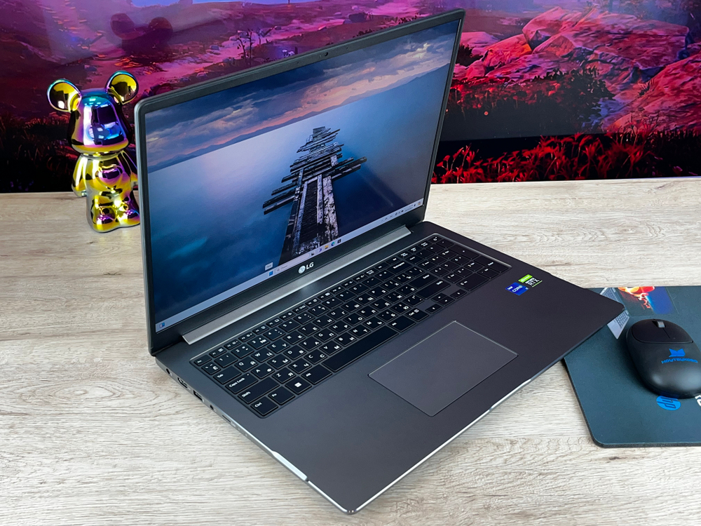 Ноутбук Intel LG GRAM 17 core i7-1260U, 17" 2560x1600 2К IPS, RAM 8GB SSD 256GB, Nvidia GeForce RTX 3050T 4GB, Windows 11