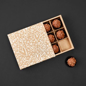 Упаковка для 9 шоколадных конфет. Сердце