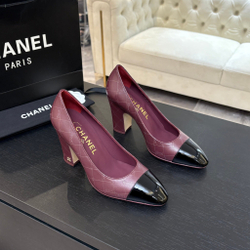 Chanel Pumps