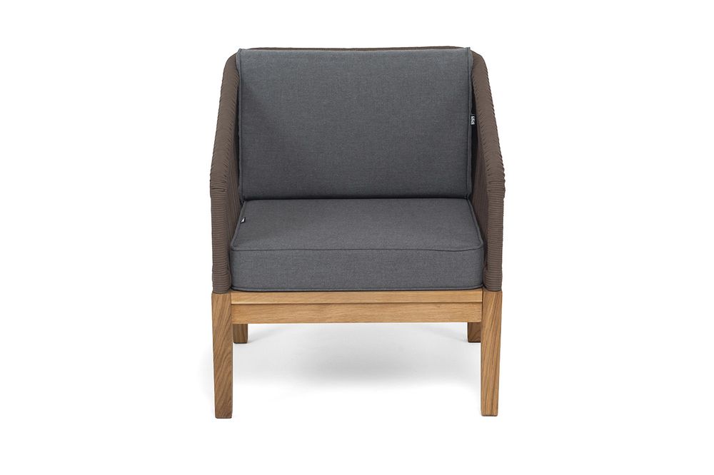 "Канны" кресло плетеное из роупа, основание дуб, роуп коричневый круглый, ткань темно-серая 027