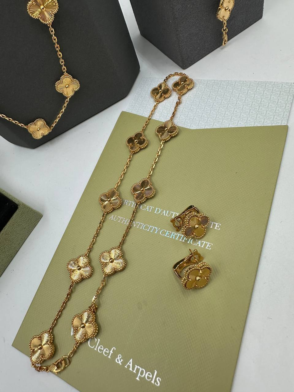 Чокер Van Cleef & Arpels