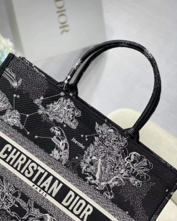 Christian Dior Book Tote 42 cm