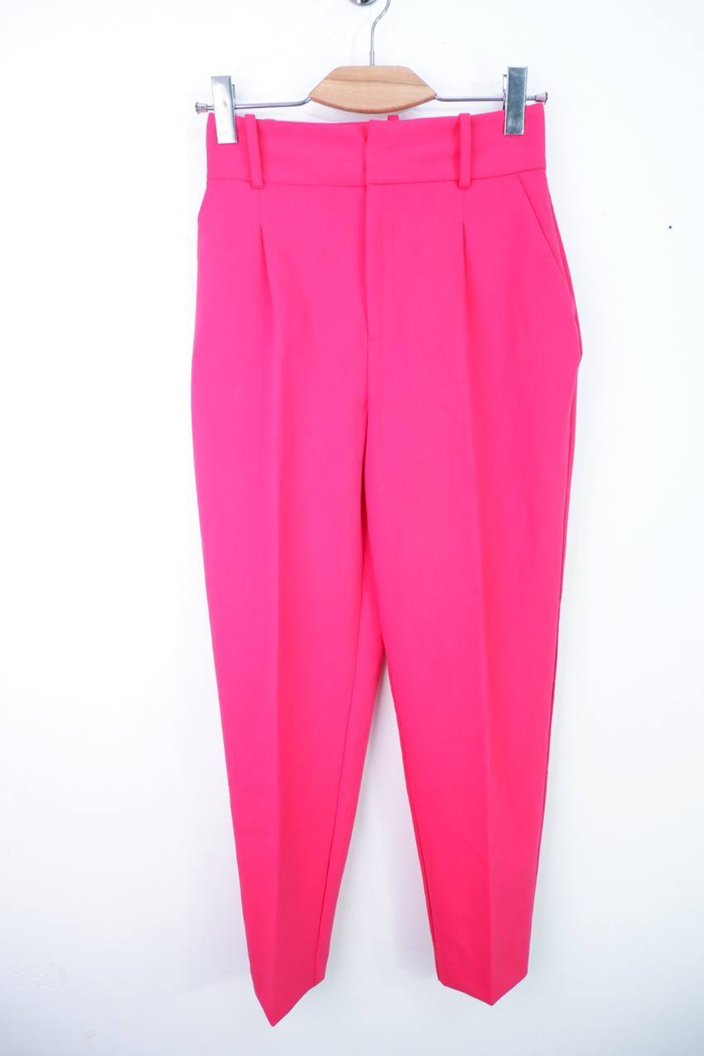 Брюки Zara для яркого и модного образа , маркировка XS, визуально на 42 размер
