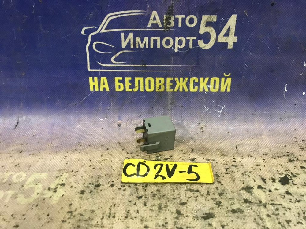 Реле поворотов MITSUBISHI LIBERO 2001