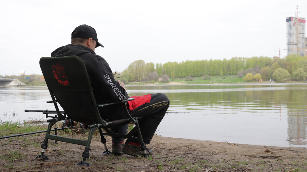 Кресло рыболовное "Carp Hammer Lite" с подлокотниками