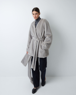 Шуба из искусственного меха норки серый