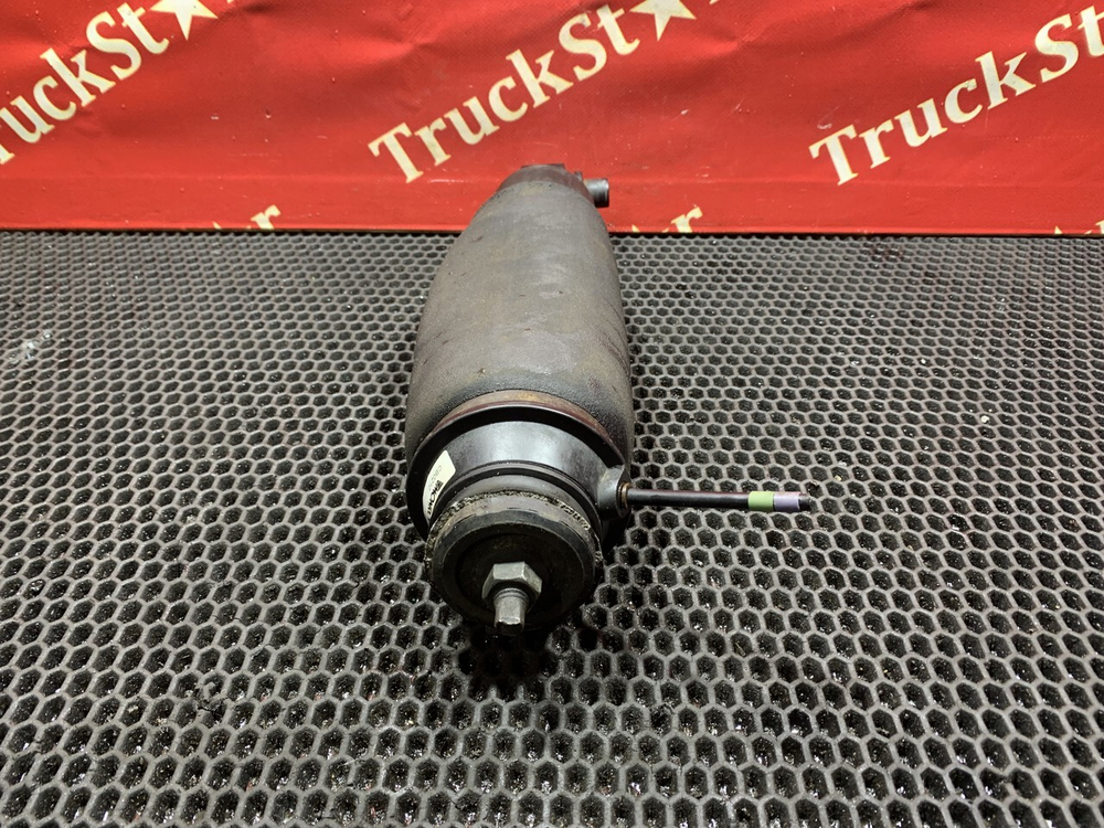 Подушка кабины передняя