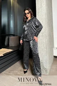 Костюм 466-черный Minova