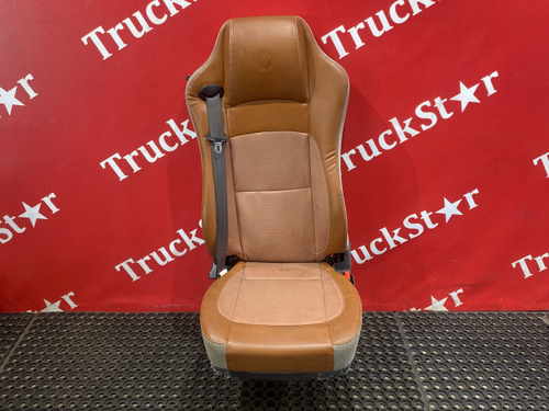 Сиденье (дефект) пассажирское механическое 2023г