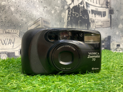 Yashica Zoomate 70
