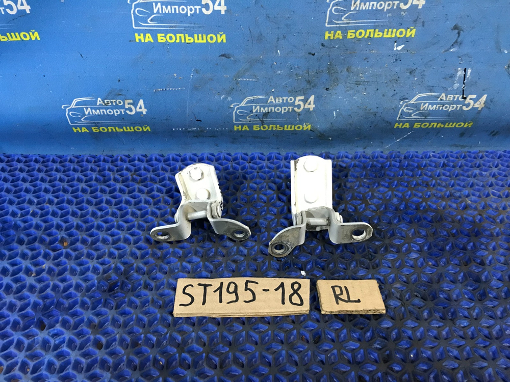 Петля двери задней левой TOYOTA CORONA 1993