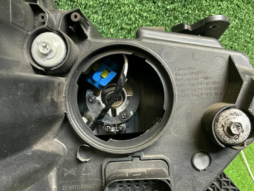 Фара левая SWM G01F (2018-н.в.) LED