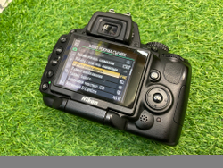 Nikon D5000 39.300 кадров