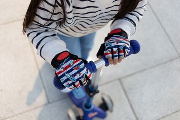 Перчатки Ракета