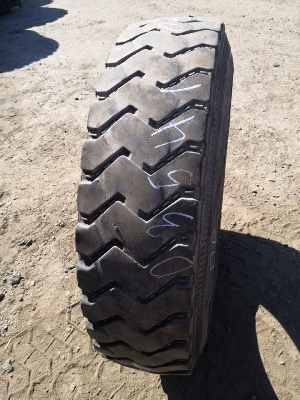 12.00R20 Triangle TR691 шина б/у