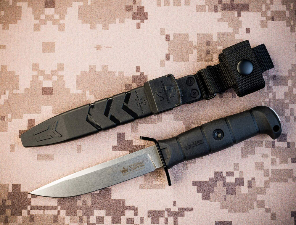 Ножны Combat из полипропилена с подвесом и стяжками, Черный