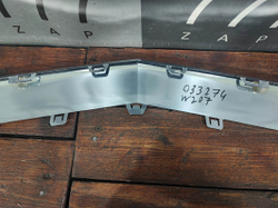 Накладка переднего бампера Mercedes E (C207) 13-16 Б/У Оригинал A2078850974