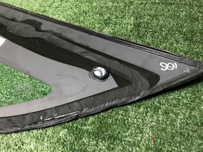 Форточка задняя правая Mercedes GLE V167 (18-нв)