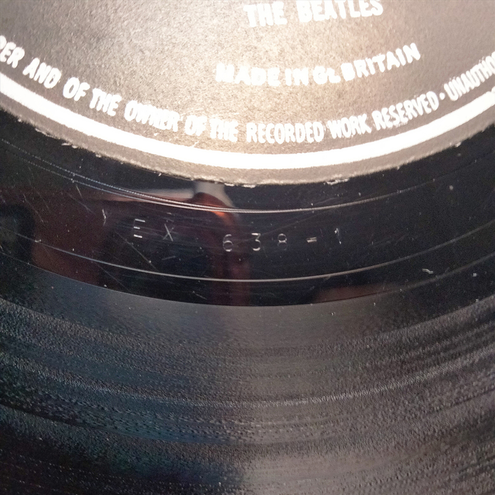 The Beatles / Sgt. Pepper's Lonely Hearts Club Band (LP)