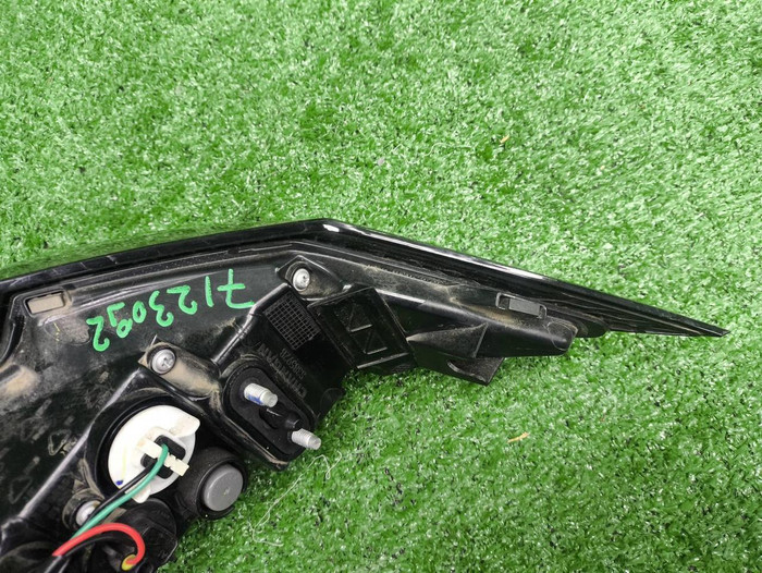 Фонарь левый внешний Changan Uni-V (2022-н.в.)