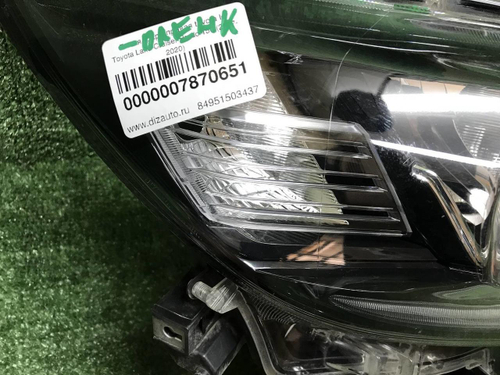 Фара правая Toyota LC Prado 150 (2017-н.в.) LED