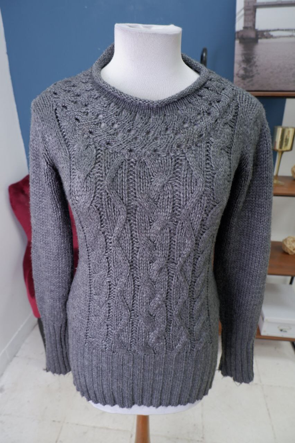 Джемпер красивого цвета 42/44 размер