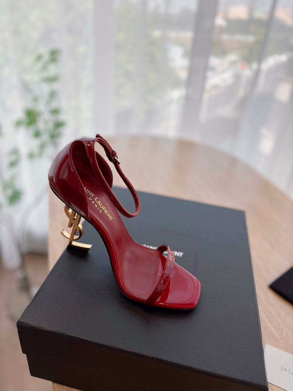 Saint Laurent Sandals