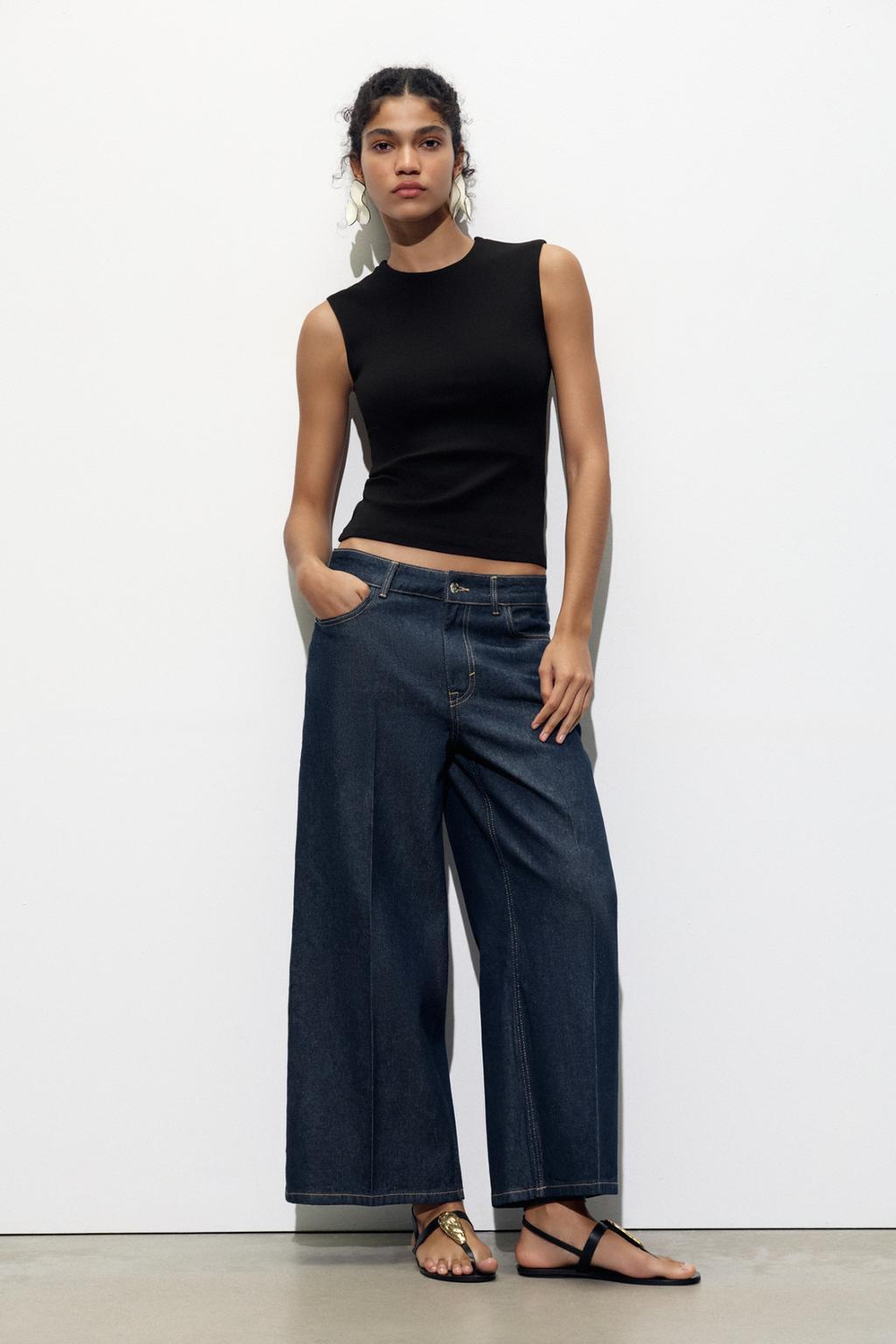 ZARA ТОП БЕЗ РУКАВОВ, ЧЕРНЫЙ