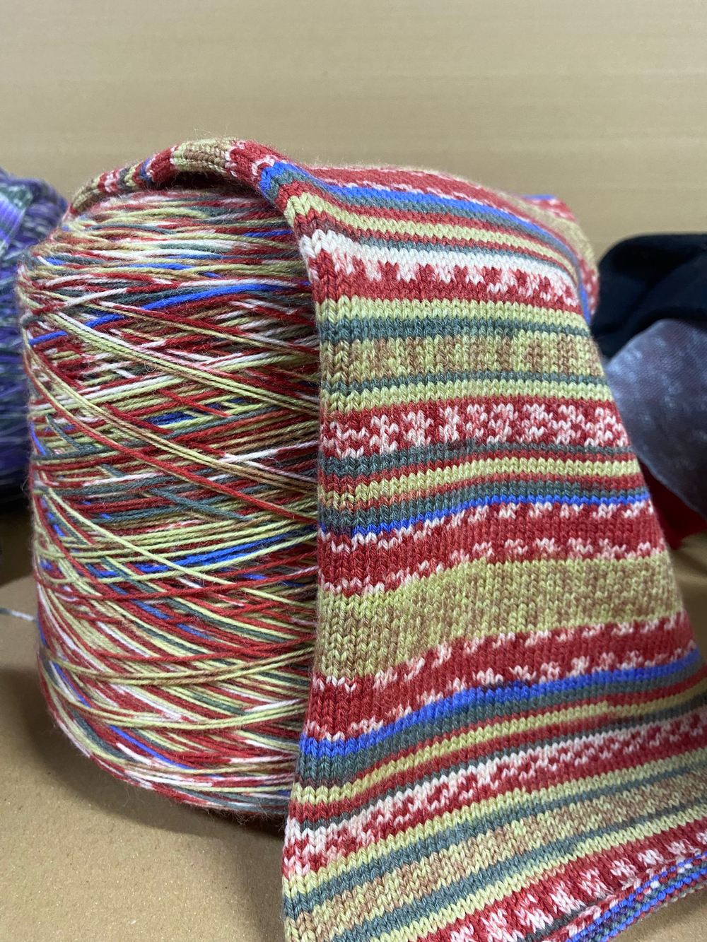 Бобинная пряжа Flower Print (50)