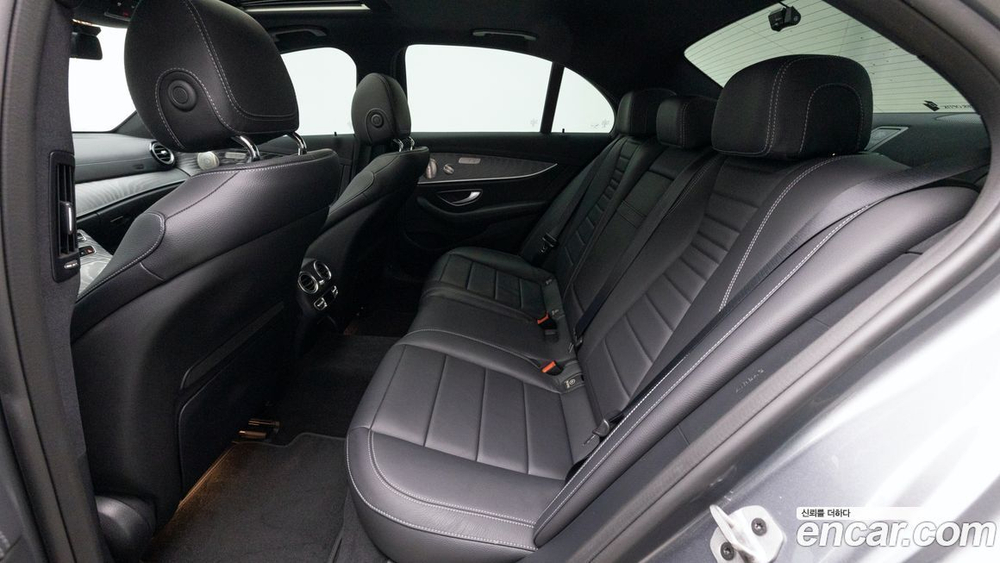 Mercedes-Benz E-Class W213 E350 4MATIC Avangarde (02.2022)