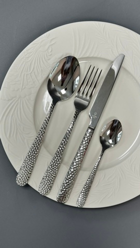 Нож столовый COMAS серии Santorini 18% артикул 10642