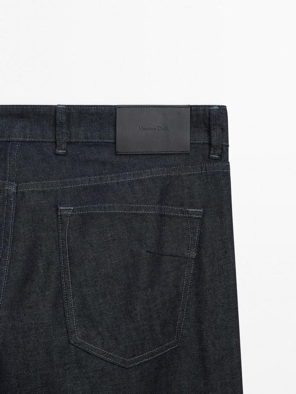 Massimo Dutti Зауженные джинсы с эффектом потертости, индиго