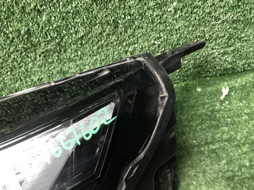 Битая Фара левая Geely Coolray (2019-2024) LED