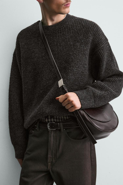 ZARA СВИТЕР ИЗ РЕЛЬЕФНОЙ ТКАНИ С КОНТРАСТНЫМИ ЭЛЕМЕНТАМИ, ЧЕРНЫЙ