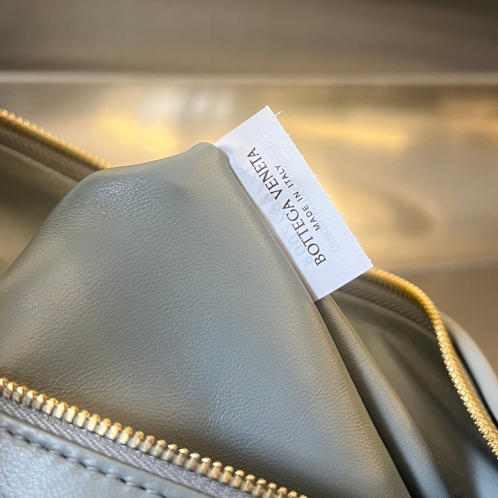 Bottega Veneta Small Jodie 48 cm