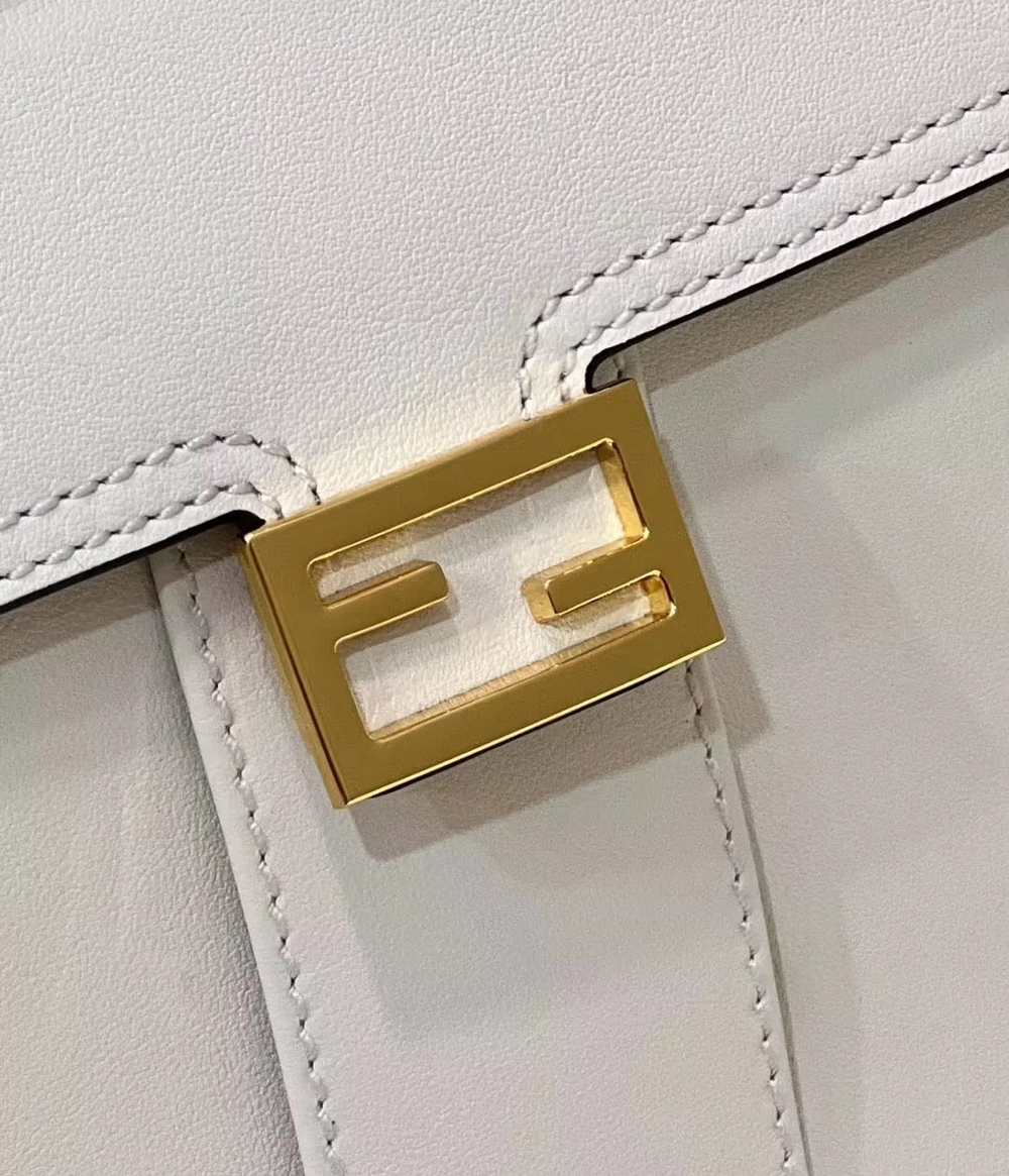 Fendi Peekaboo 23 cm