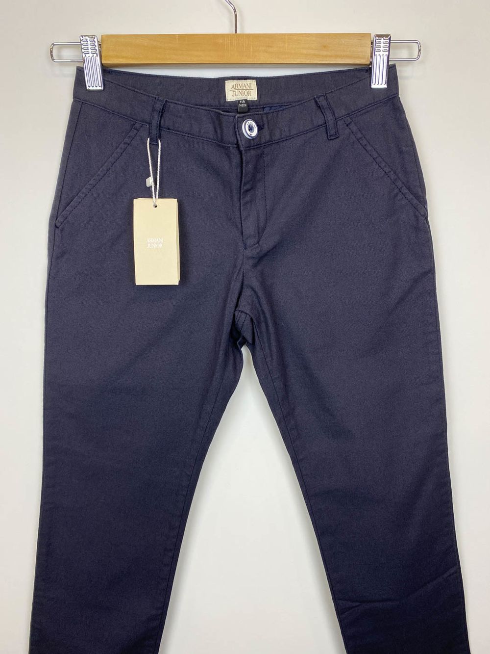 Новые брюки Armani, 146