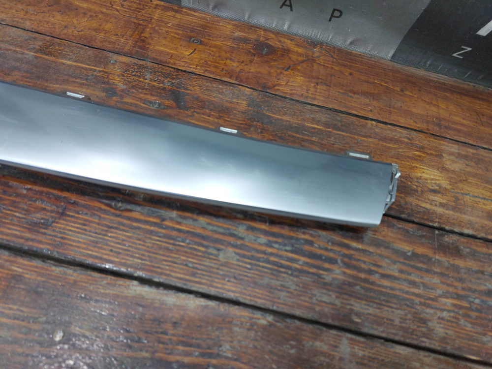 Накладка решетки радиатора Chery Arrizo 8 22-нв Б/У Оригинал 602004152AA