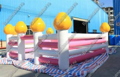 Надувная игровая комната "Карамель" размер 6*6*2 м