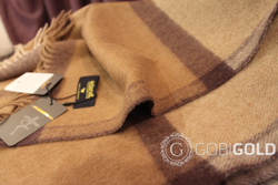 Плед из 100% верблюжьей шерсти 150x200 см. (ERDENET) - камел-бежевый