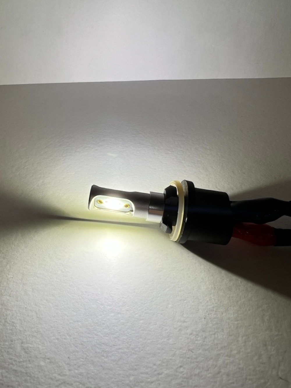 H27 880 / Компактные автомобильные светодиодные LED лампы Н27 880, 12 вольт, без упаковки, TG (за 1 шт.)