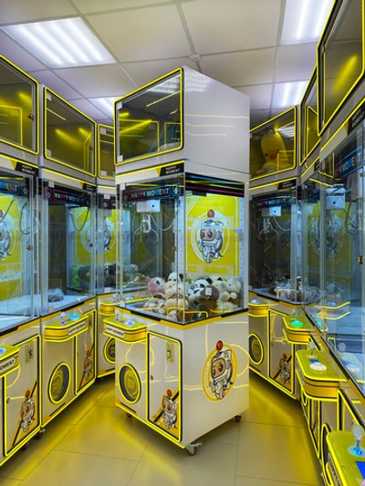 Призовой автомат кран-машина с витриной «Happy moment»